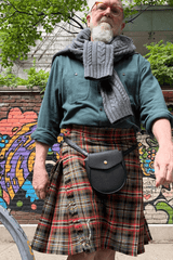 8-yard classic kilt for men – non-wool tartan kilt