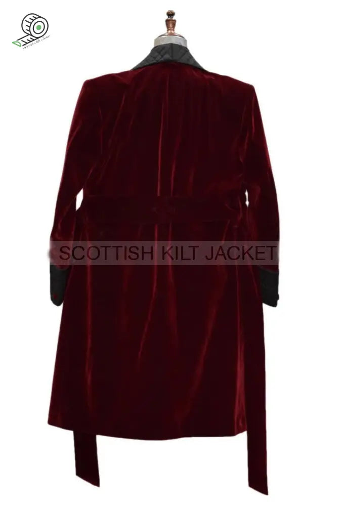 Men’s Long Robes And Coats With Burgundy Velvet Insets Smoking Jackets